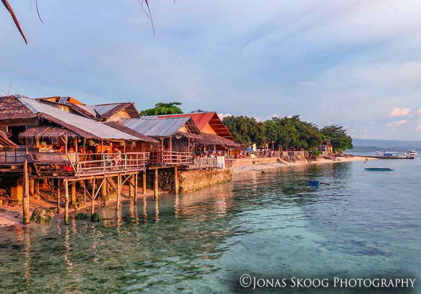 Bars and Restaurants along Panagsama Beach - Moalboal