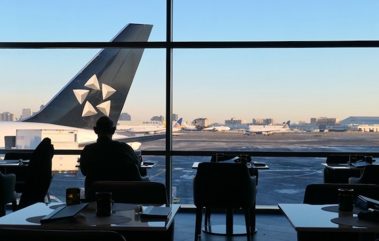 Exit45 Travels-Best Airport Lounges in the World-Polaris-lounge-dining-room-view