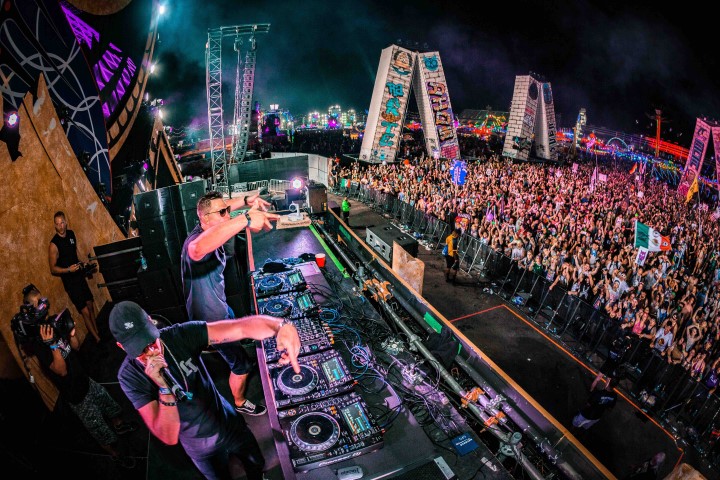 live dj playing at Electric Daisy Carnival in front of crowds