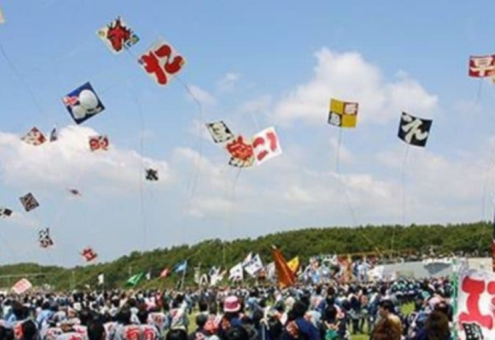 Kite flying contest at Hamamatsu Festivals in May